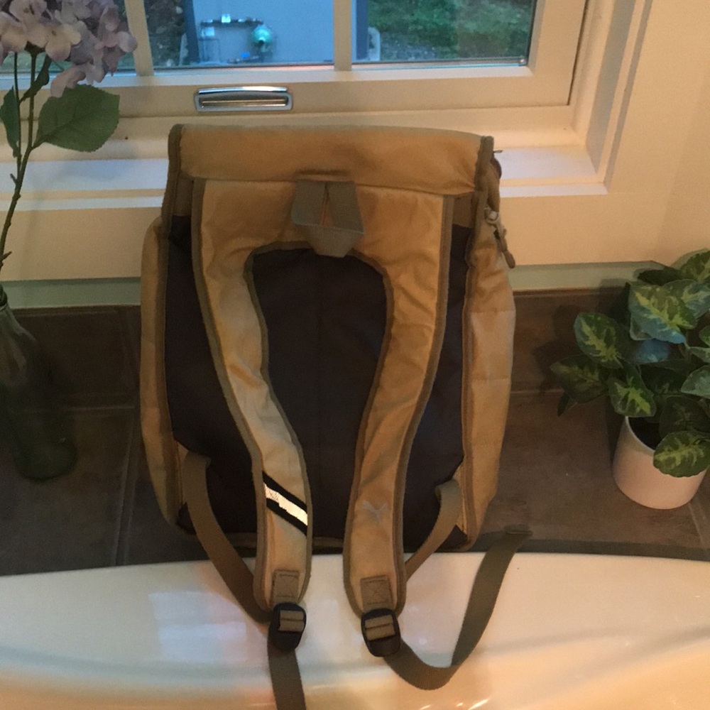 Puma Backpack - Picture 2 of 11